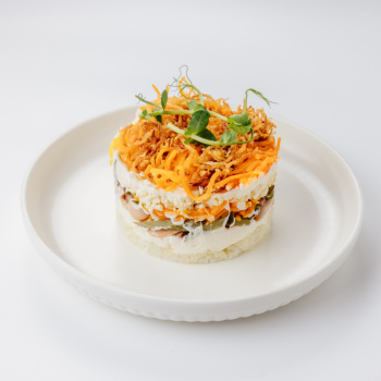 Салат Рыжик с копченой курицей, 100г