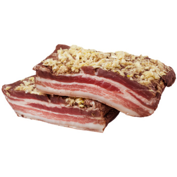 Грудинка соленая с чесноком и перцем Божич