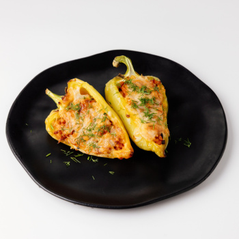 Перец запеченный с мясом и моцареллой, 100г