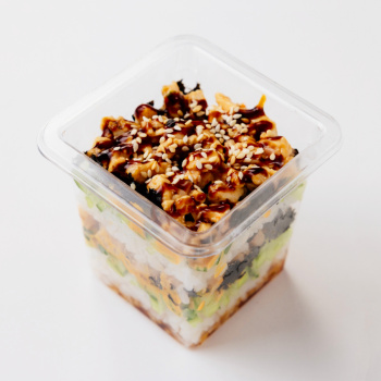 Суши салат с курицей, 180г